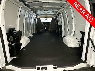 2025 Chevrolet Express Cargo WT