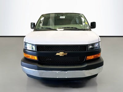 2025 Chevrolet Express Cargo WT