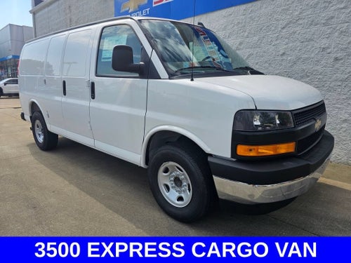 2025 Chevrolet Express Cargo WT