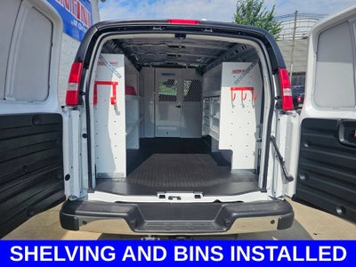 2025 Chevrolet Express Cargo WT