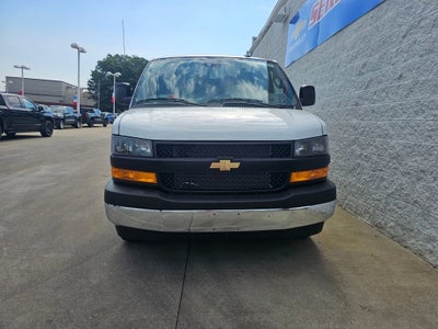 2025 Chevrolet Express Cargo WT
