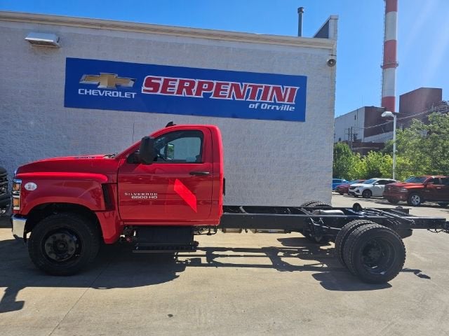 2024 Chevrolet Silverado 6500 HD LT