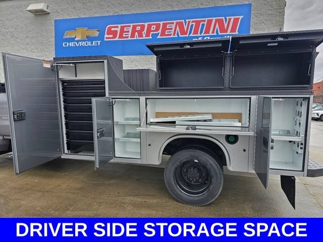 2024 Chevrolet Silverado 6500 HD LT