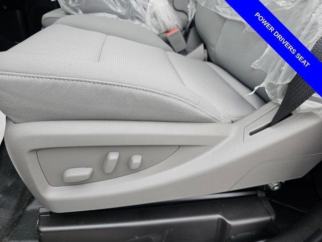 2024 Chevrolet Silverado 6500 HD LT