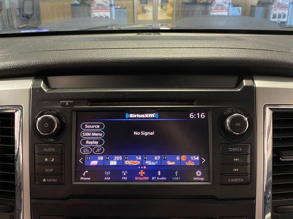 2019 Nissan TITAN SV
