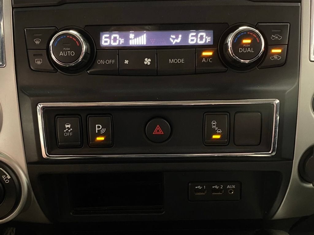 2019 Nissan TITAN SV