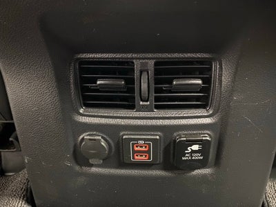 2019 Nissan TITAN SV