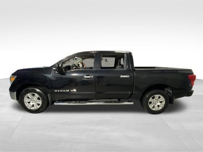 2019 Nissan TITAN SV