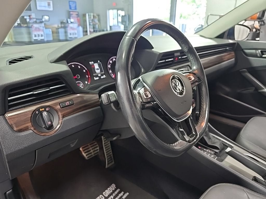 2020 Volkswagen Passat 2.0T SEL