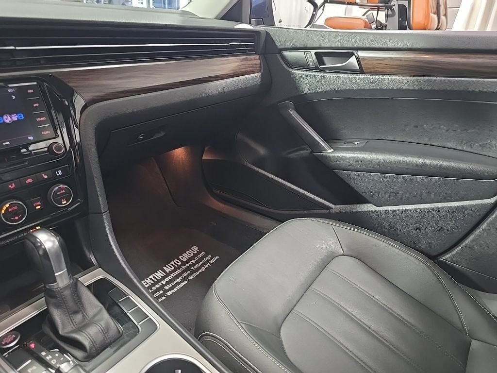 2020 Volkswagen Passat 2.0T SEL