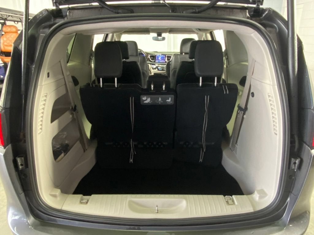 2019 Chrysler Pacifica Touring L