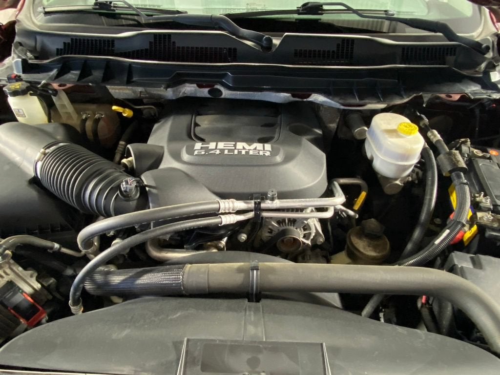 2018 RAM 2500 Tradesman Crew Cab 4x4 6'4" Box