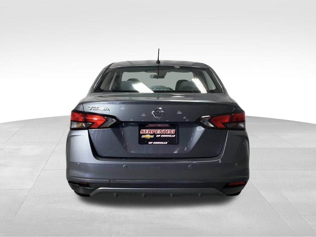 2021 Nissan Versa S Xtronic CVT