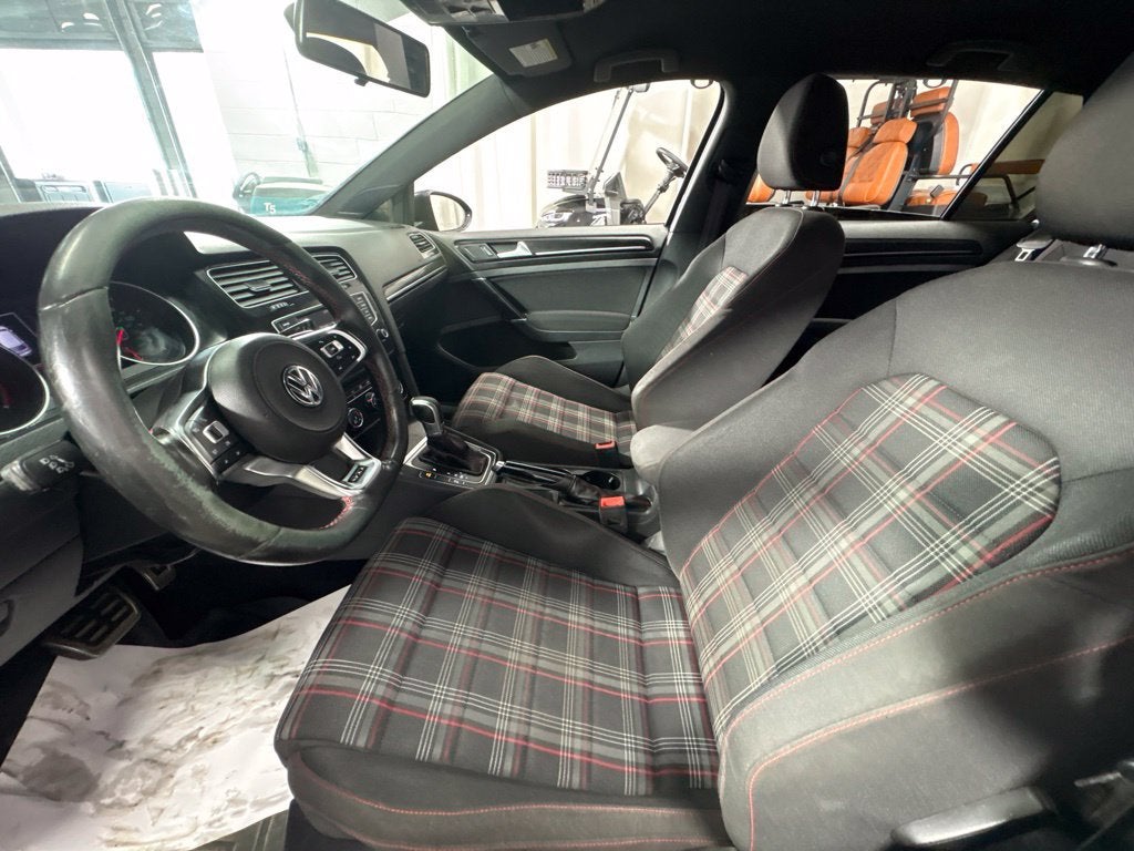 2017 Volkswagen Golf GTI S