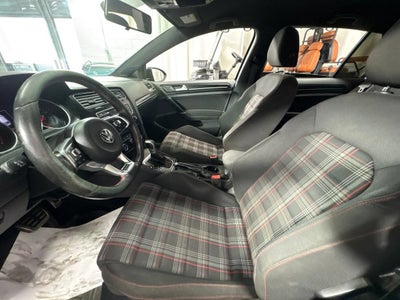 2017 Volkswagen Golf GTI S