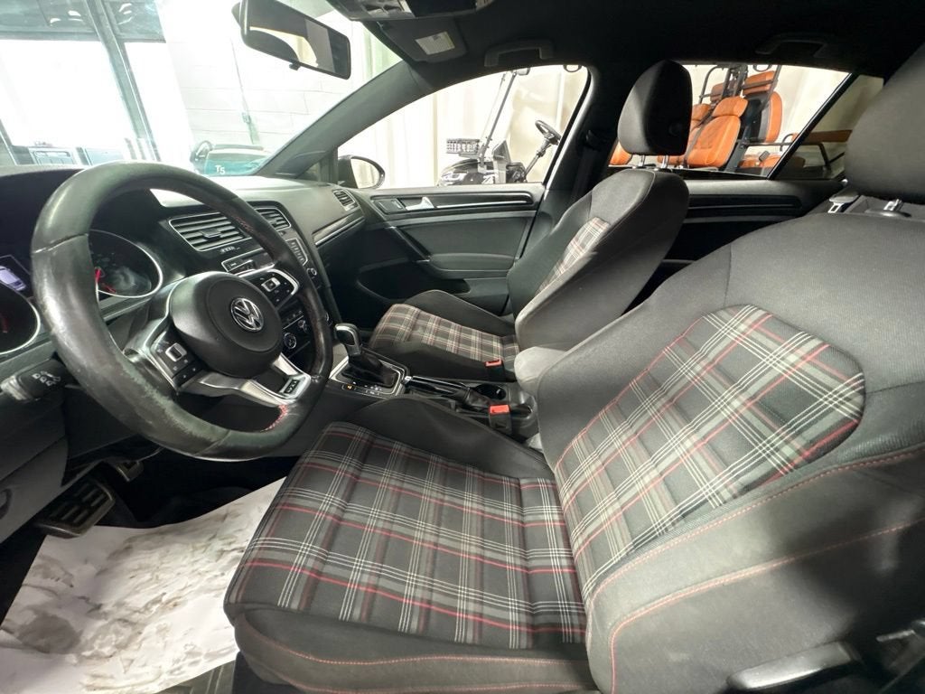 2017 Volkswagen Golf GTI S