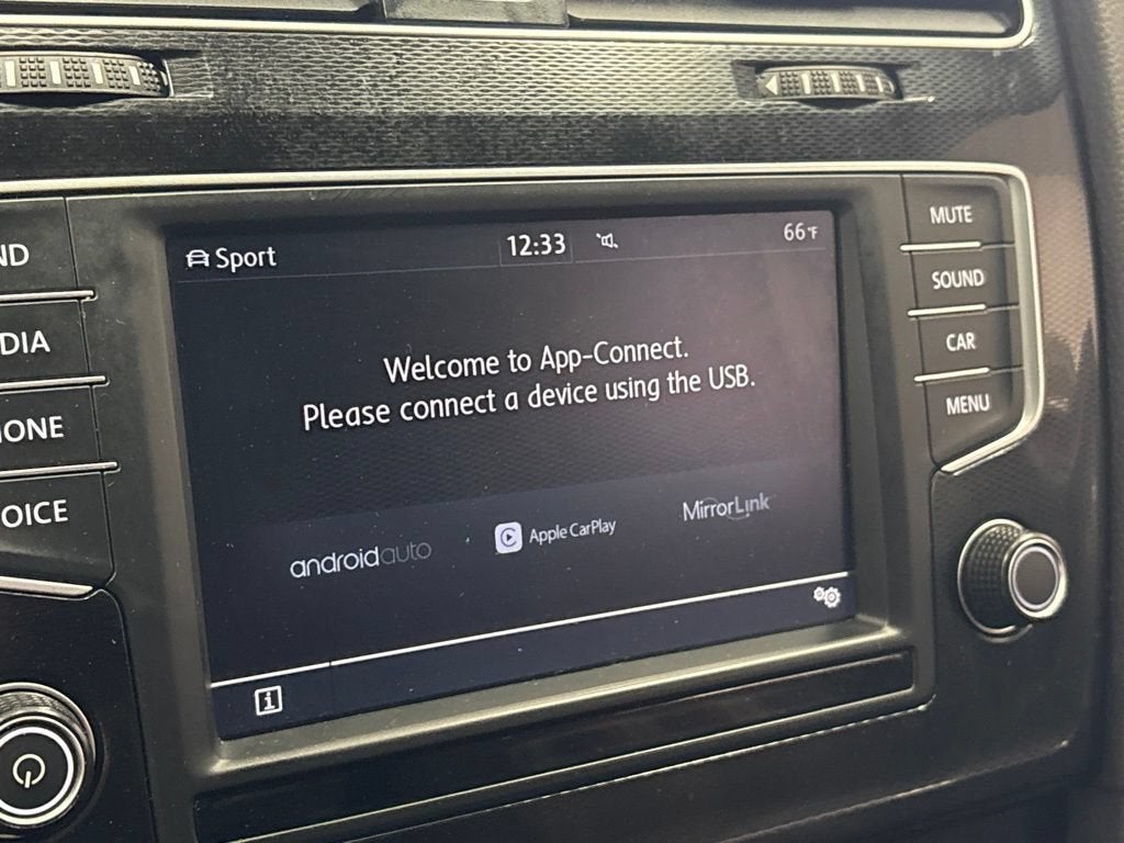 2017 Volkswagen Golf GTI S