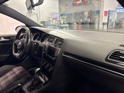 2017 Volkswagen Golf GTI S