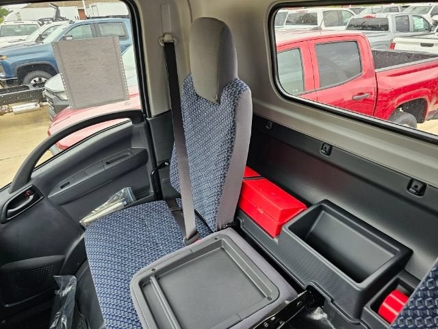 2025 Chevrolet Low Cab Forward 3500 HG MEDIUM ASH GRAY