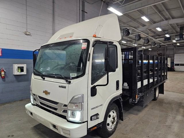 2025 Chevrolet Low Cab Forward 3500 HG MEDIUM ASH GRAY