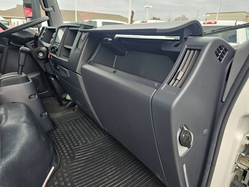 2024 Chevrolet Low Cab Forward 4500 HG Base