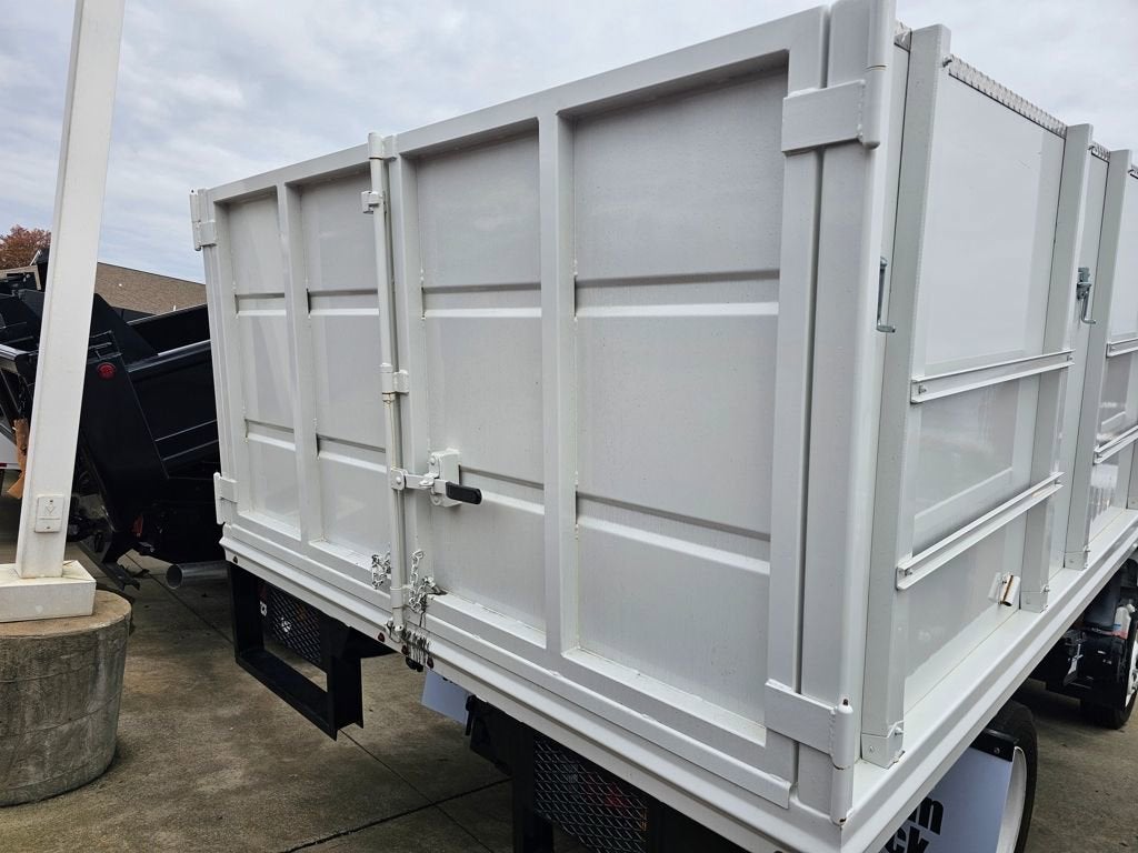 2024 Chevrolet Low Cab Forward 4500 HG Base