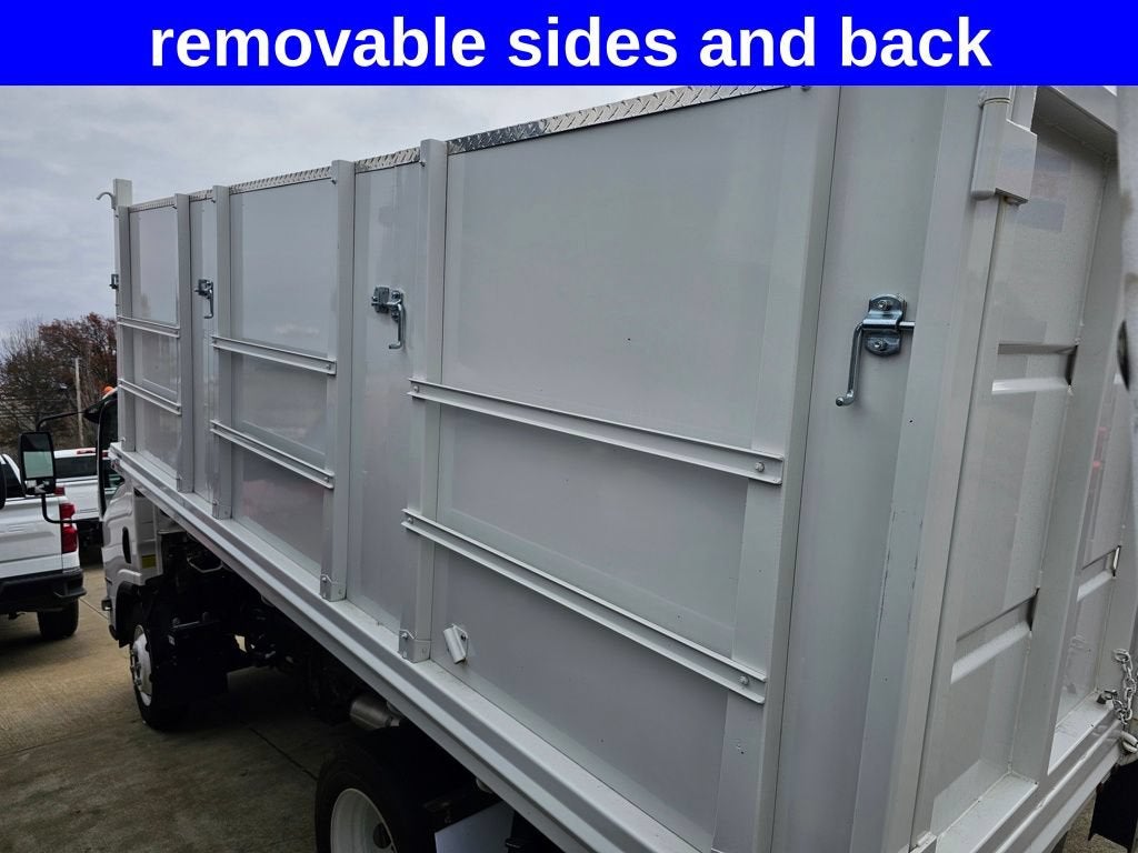 2024 Chevrolet Low Cab Forward 4500 HG Base