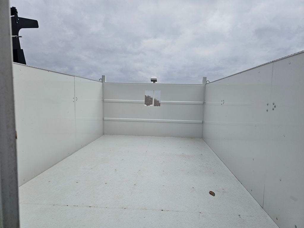 2024 Chevrolet Low Cab Forward 4500 HG Base