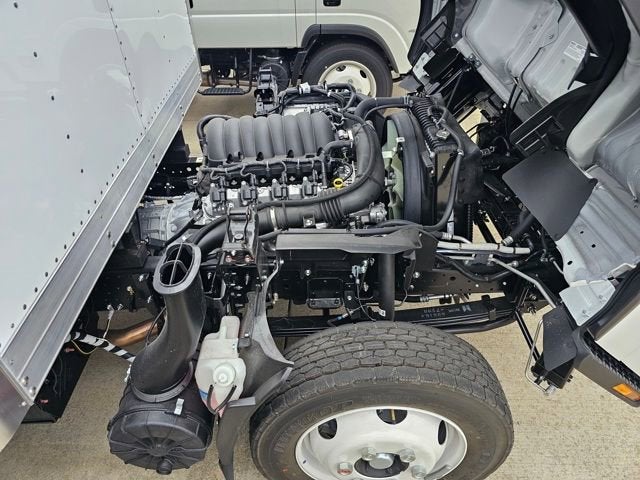 2025 Chevrolet Low Cab Forward 5500 XG MEDIUM ASH GRAY
