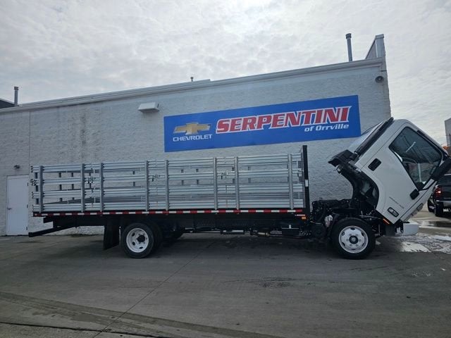 2025 Chevrolet Low Cab Forward 5500 XG MEDIUM ASH GRAY