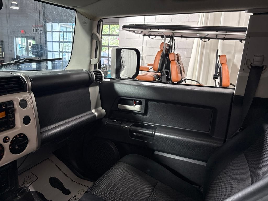2010 Toyota FJ Cruiser Base