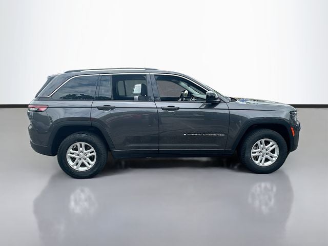 2023 Jeep Grand Cherokee Laredo BLIND SPOT- COLLISION MITIGATION