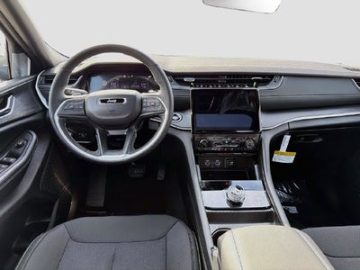 2027 Jeep Grand Cherokee Laredo X