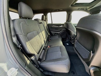2027 Jeep Grand Cherokee Laredo X