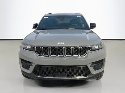 2027 Jeep Grand Cherokee Laredo X