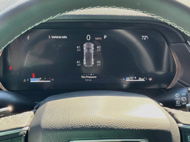 2027 Jeep Grand Cherokee Laredo