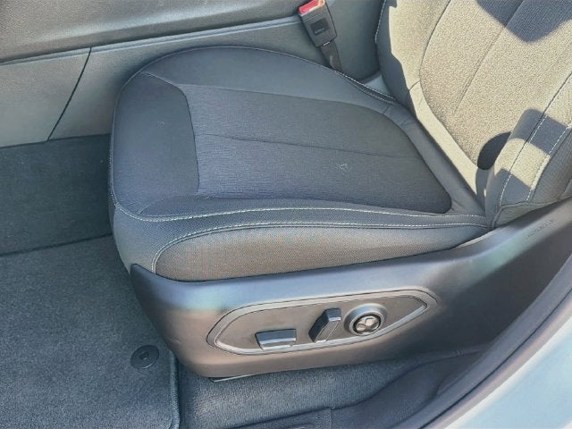 2027 Jeep Grand Cherokee Laredo