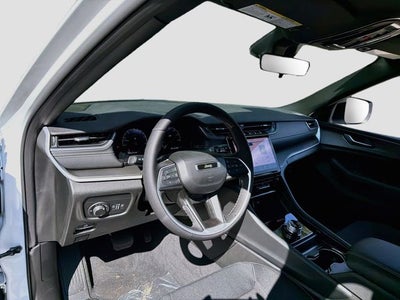 2027 Jeep Grand Cherokee Laredo X