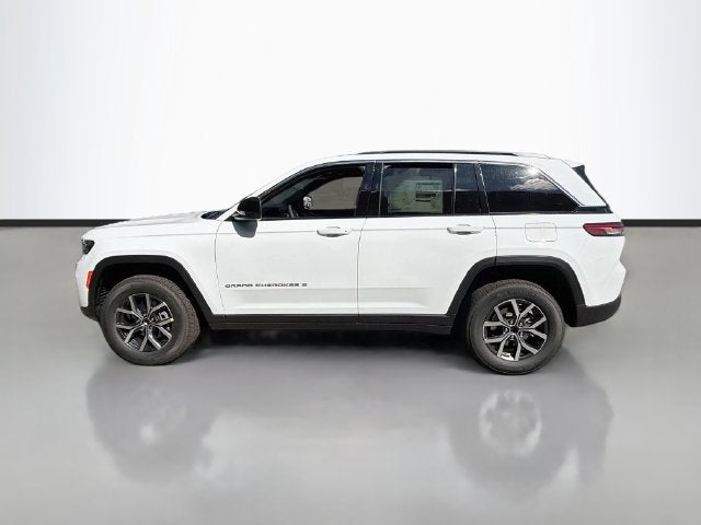 2027 Jeep Grand Cherokee Laredo X