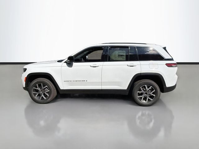 2027 Jeep Grand Cherokee Laredo X