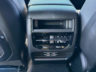 2027 Jeep Grand Cherokee Laredo