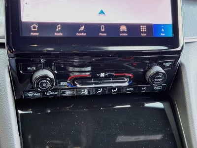 2027 Jeep Grand Cherokee Laredo