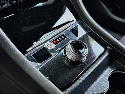 2027 Jeep Grand Cherokee Laredo