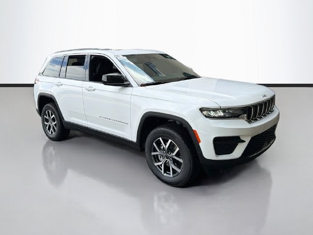 2027 Jeep Grand Cherokee Laredo X