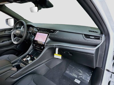 2027 Jeep Grand Cherokee Laredo X