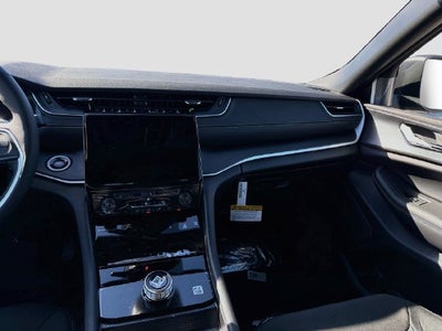 2027 Jeep Grand Cherokee Laredo X