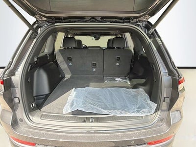 2026 Jeep Grand Cherokee Altitude