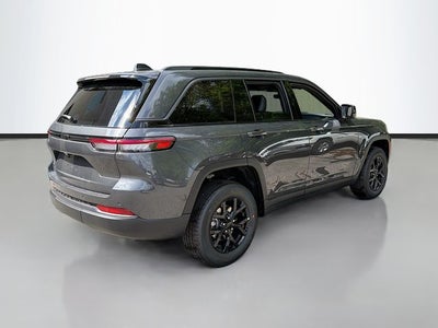 2026 Jeep Grand Cherokee Altitude
