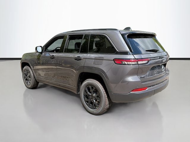 2026 Jeep Grand Cherokee Altitude