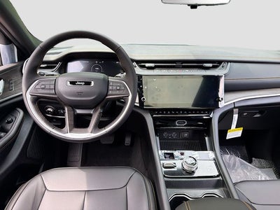 2026 Jeep Grand Cherokee 85th Anniversary Edition